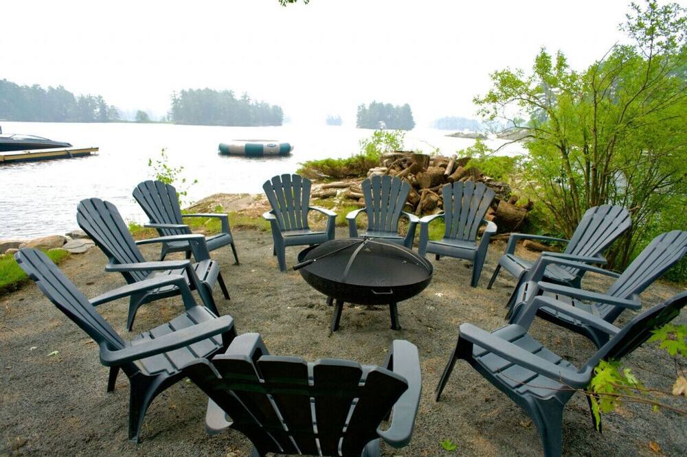 Photo of Others in Gravenhurst