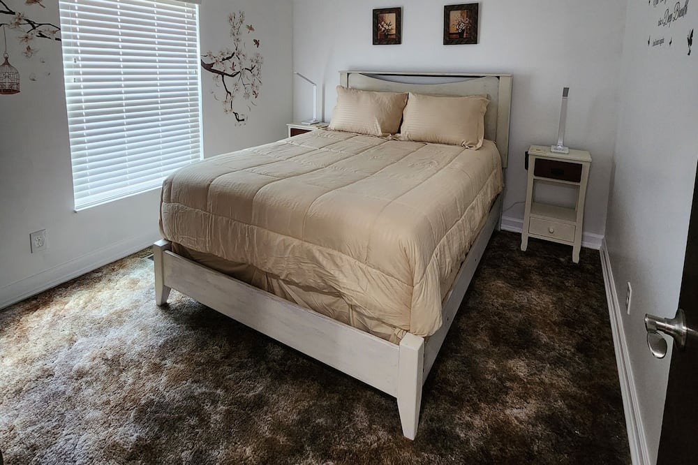 Photo of Bedroom in Mitchell