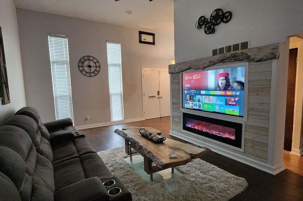 Photo of Livingroom in Mitchell
