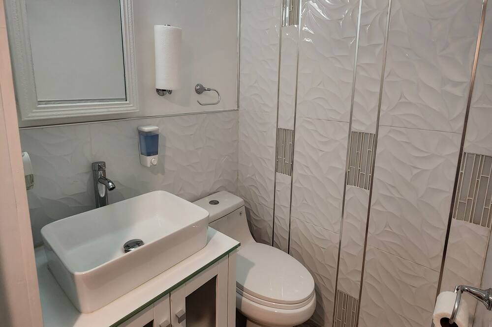 Photo of Bathroom in Mitchell