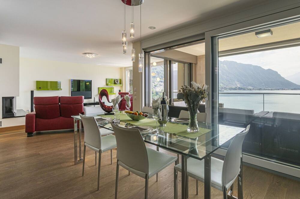 Photo of Others in Montreux