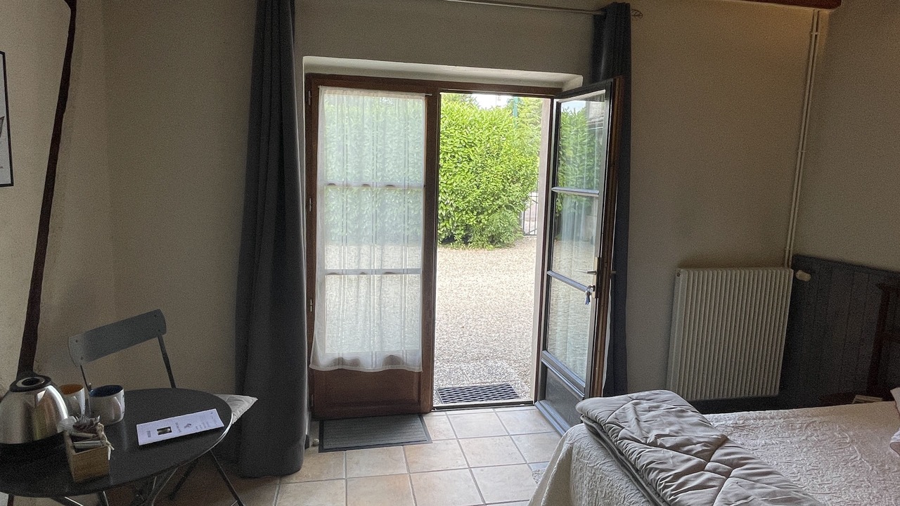Photo of Bedroom in Saint-Loup-Geanges