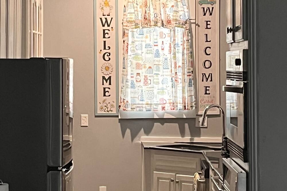 Photo of Kitchen in Fairfield Historic District