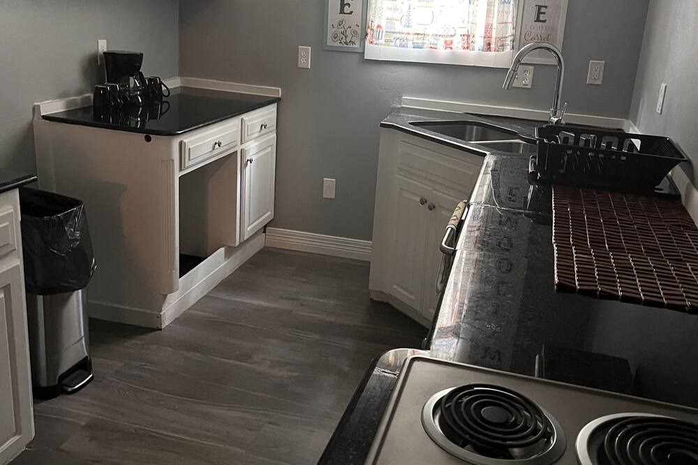 Photo of Kitchen in Fairfield Historic District