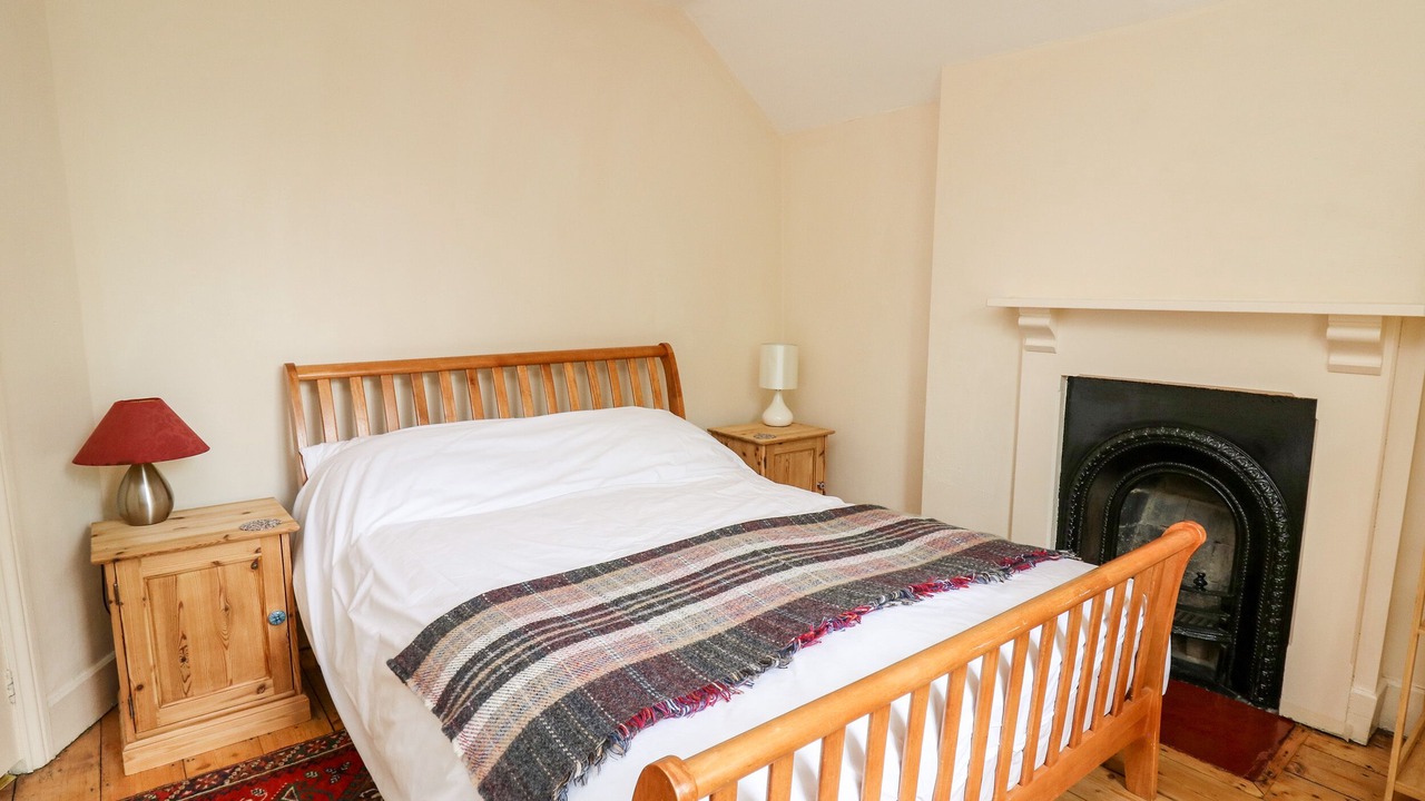 Photo of Others in Knighton