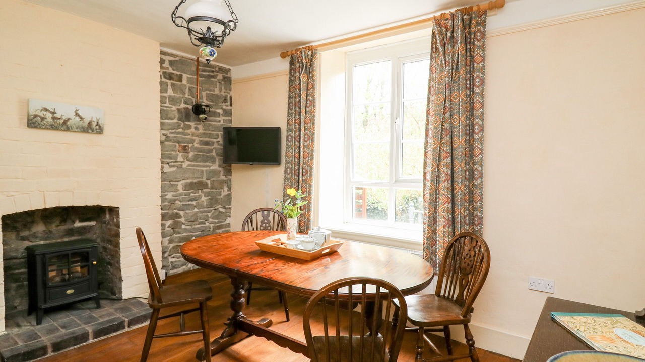 Photo of Others in Knighton