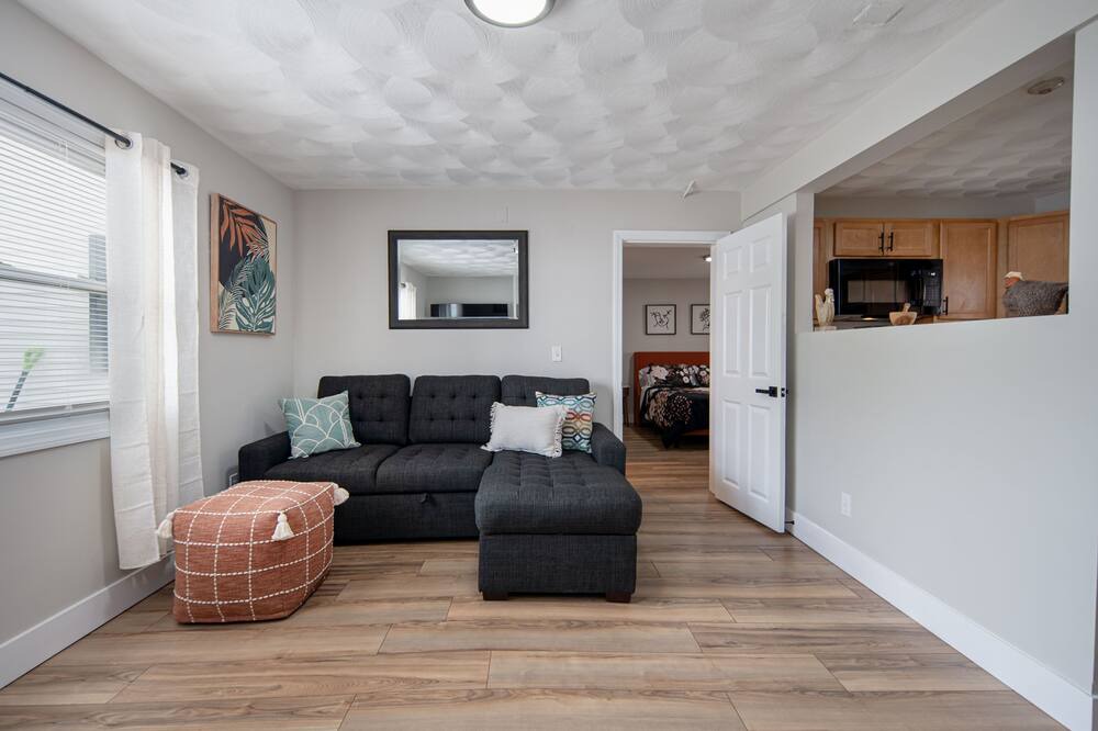 Photo of Livingroom in Central Falls