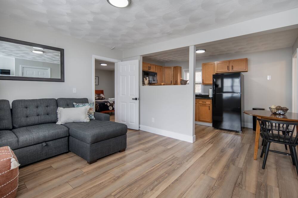 Photo of Livingroom in Central Falls