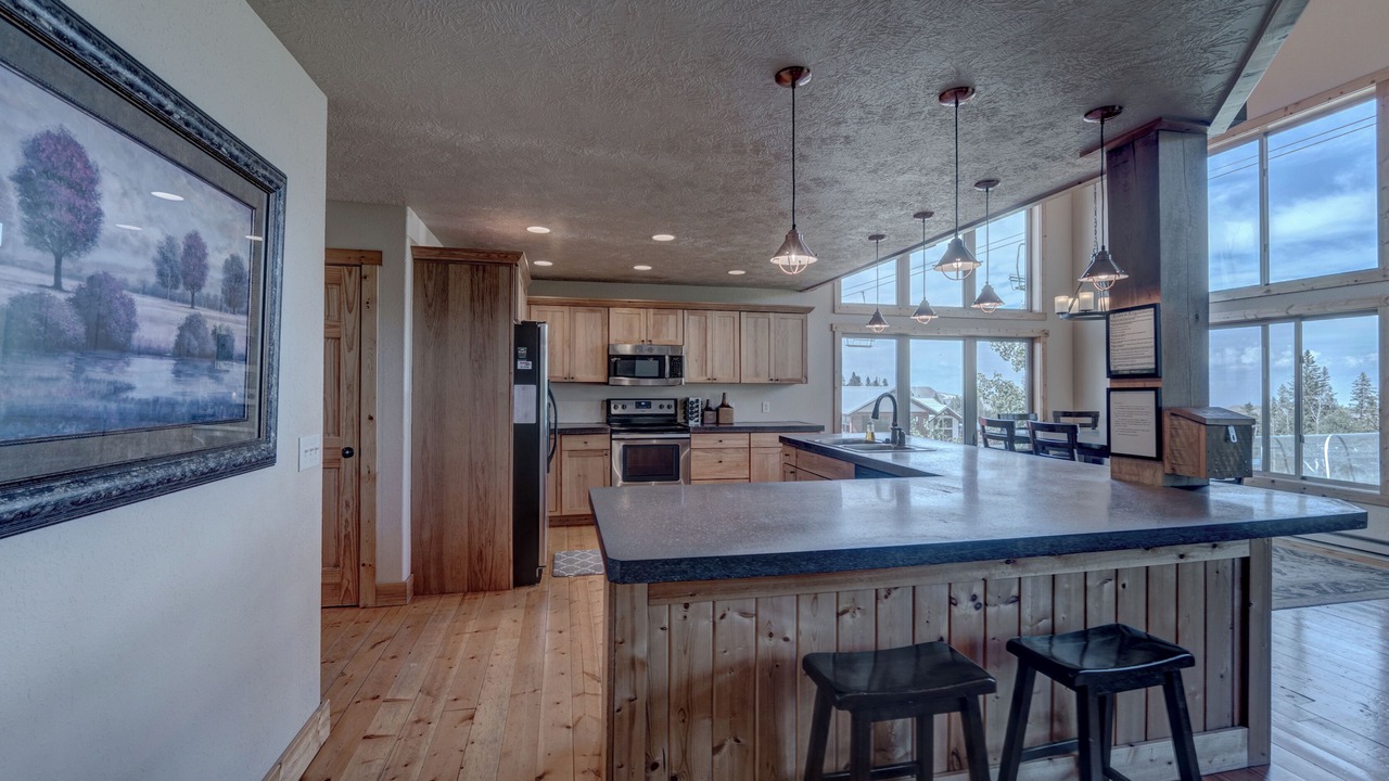 Photo of Kitchen in Lead