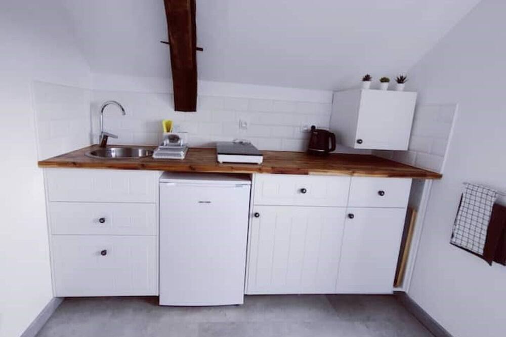 Photo of Kitchen in Noyant-Villages