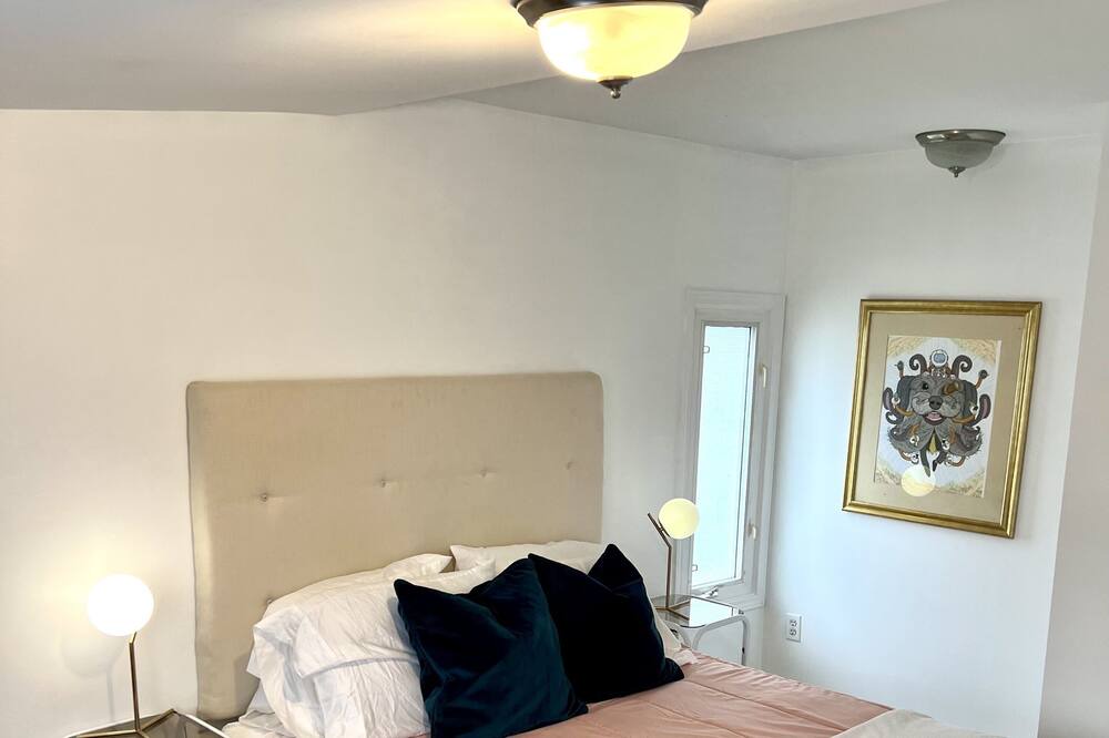 Photo of Bedroom in Port Stanley