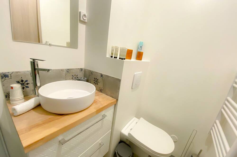 Photo of Bathroom in Bleriot-Plage