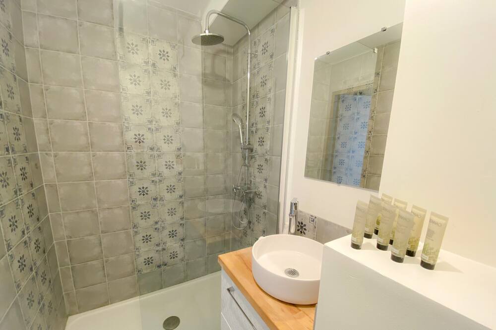 Photo of Bathroom in Bleriot-Plage