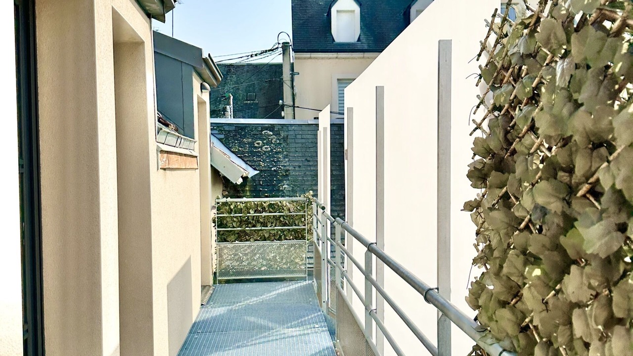 Photo of Outdoor in Miroir - Batignolles