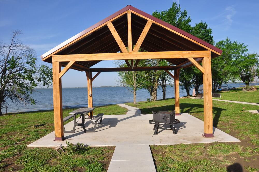 Photo of Patio Balcony in Kerens