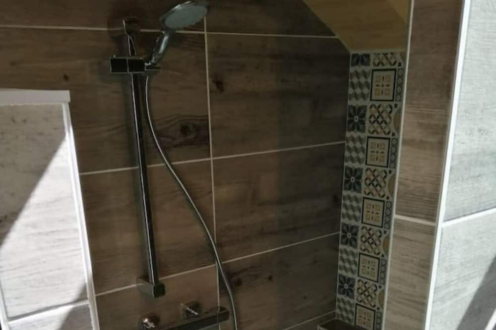 Photo of Bathroom in Culoz