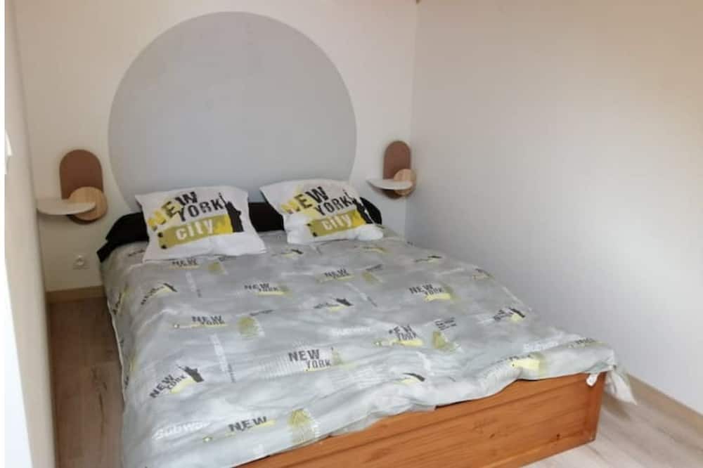 Photo of Bedroom in Culoz