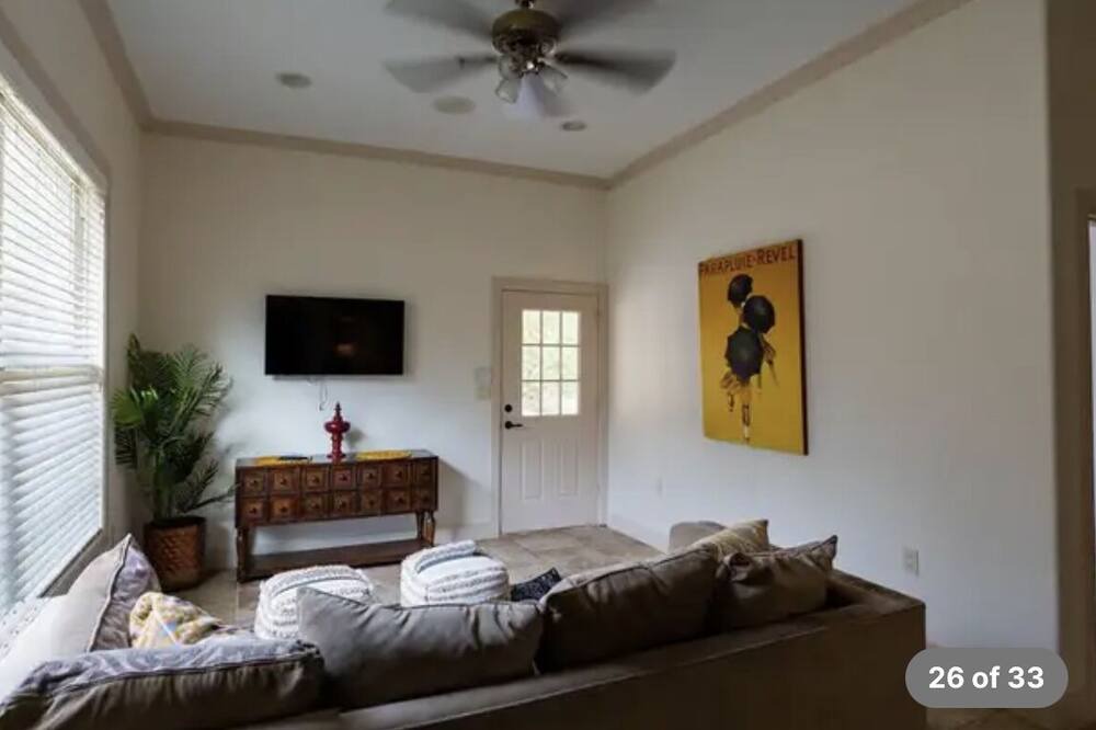 Photo of Livingroom in Sunnyvale