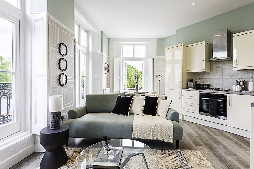 Photo of Others in Gipsy Hill