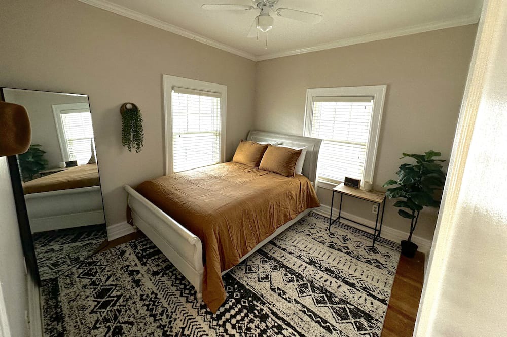Photo of Bedroom in Owosso