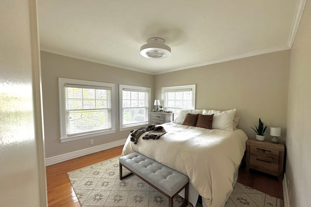 Photo of Bedroom in Owosso