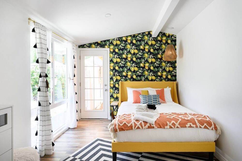 Photo of Bedroom in Canoga Park