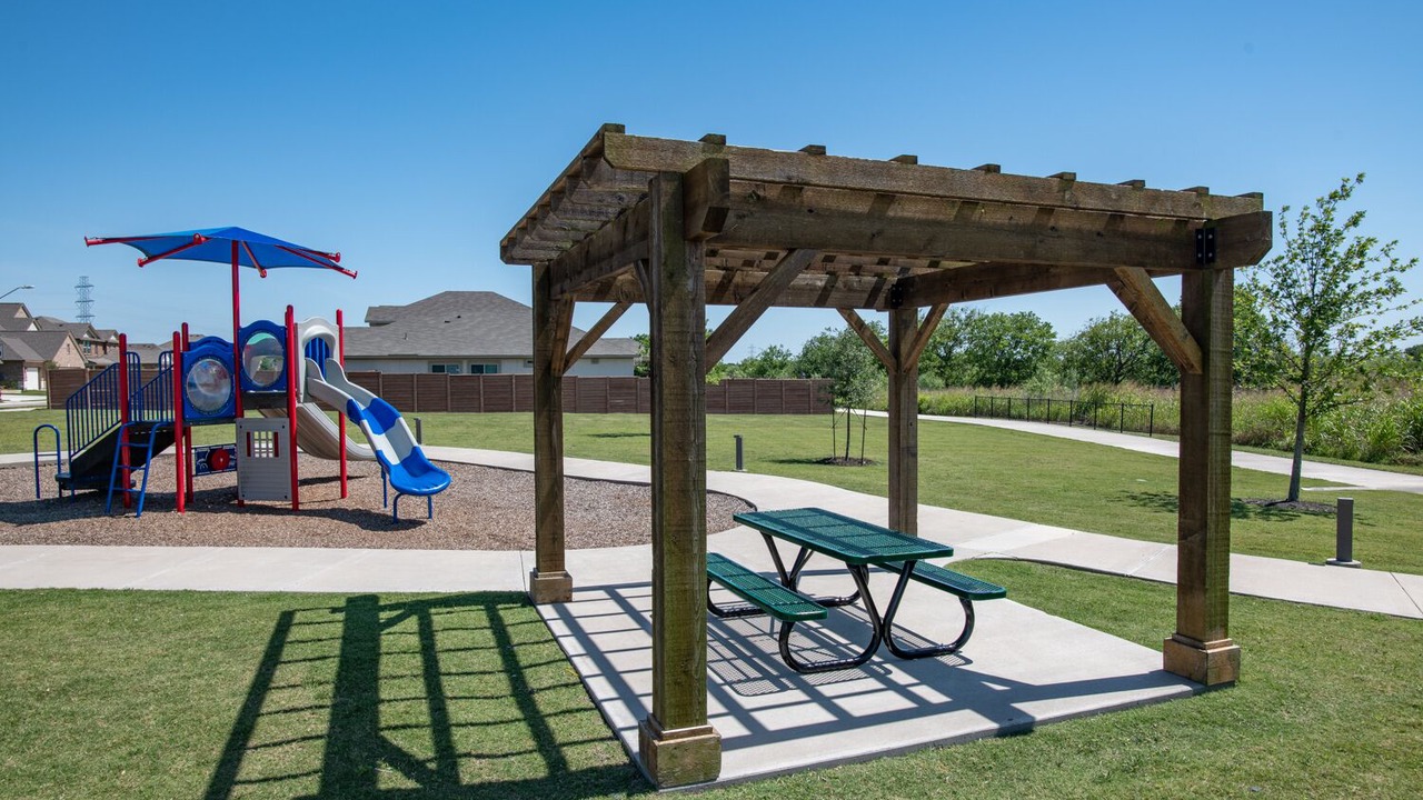Photo of Outdoor in Manor
