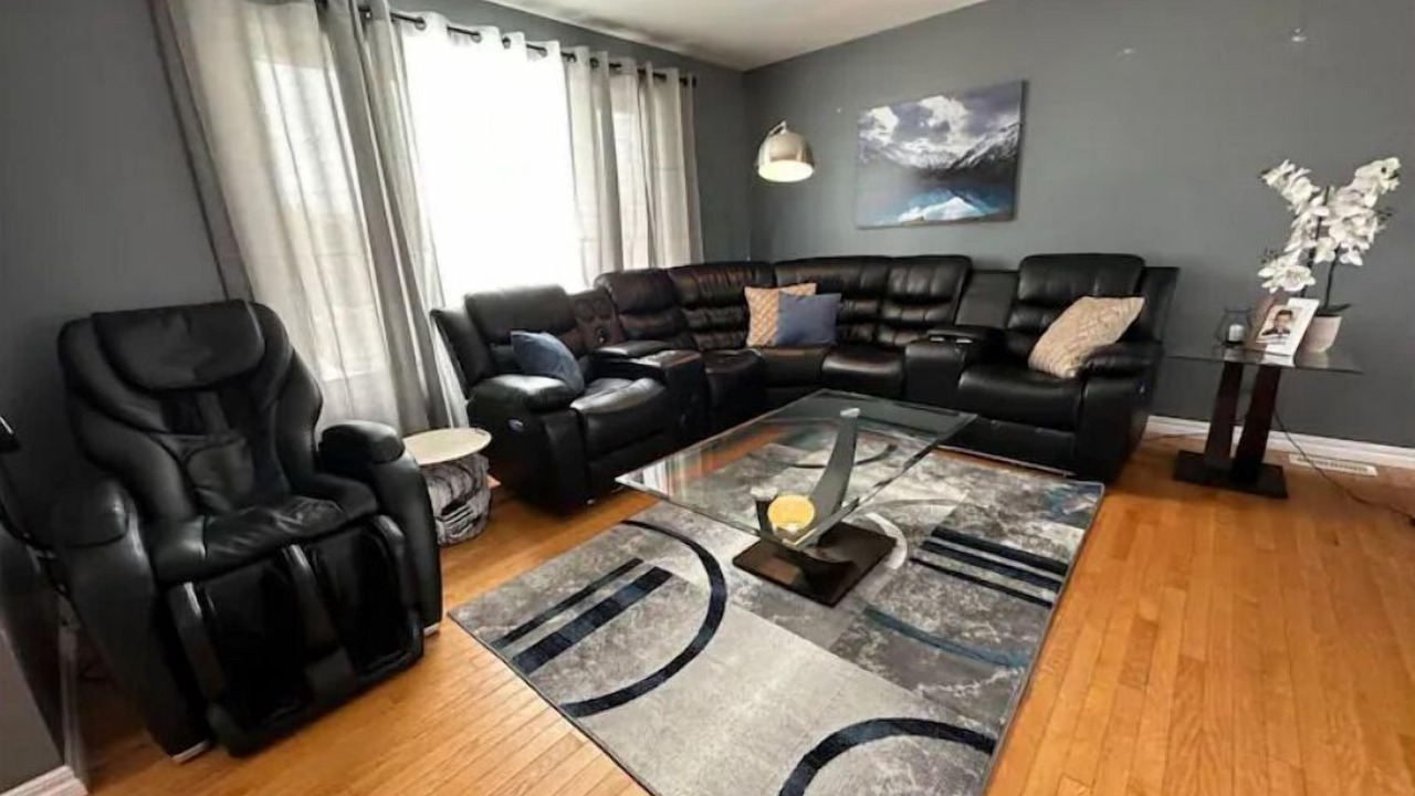 Photo of Livingroom in Sudbury