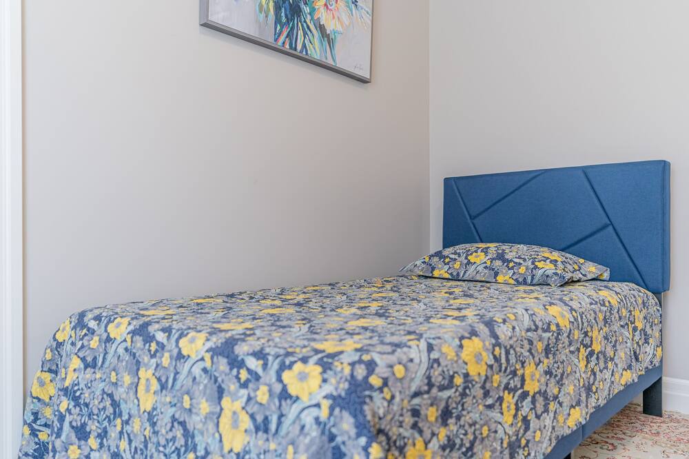 Photo of Bedroom in Trenton
