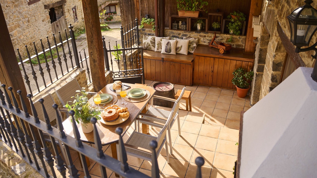 Photo of Outdoor in Lon