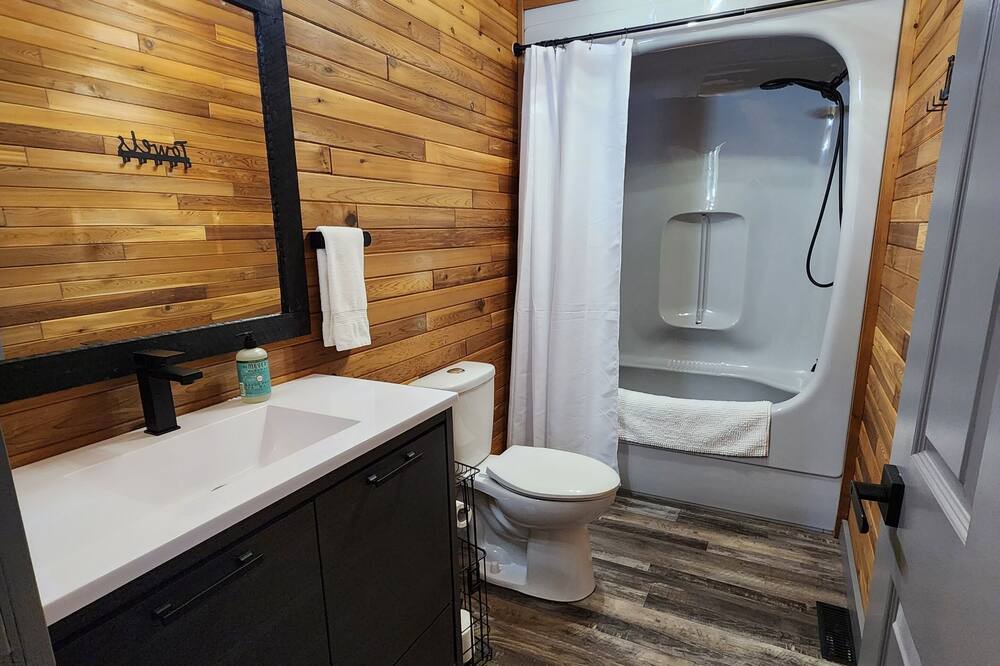 Photo of Bathroom in Arnes