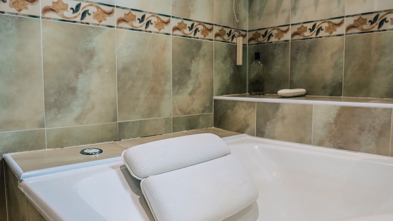 Photo of Others in Venejan