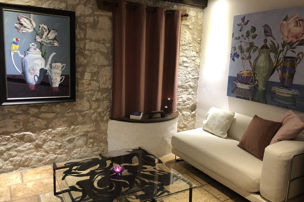 Photo of Livingroom in Touffailles