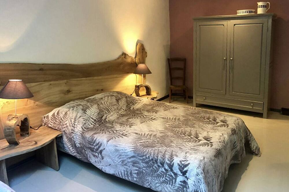 Photo of Bedroom in Touffailles