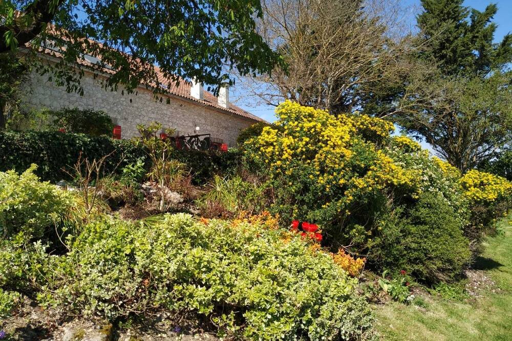 Photo of Outdoor in Touffailles
