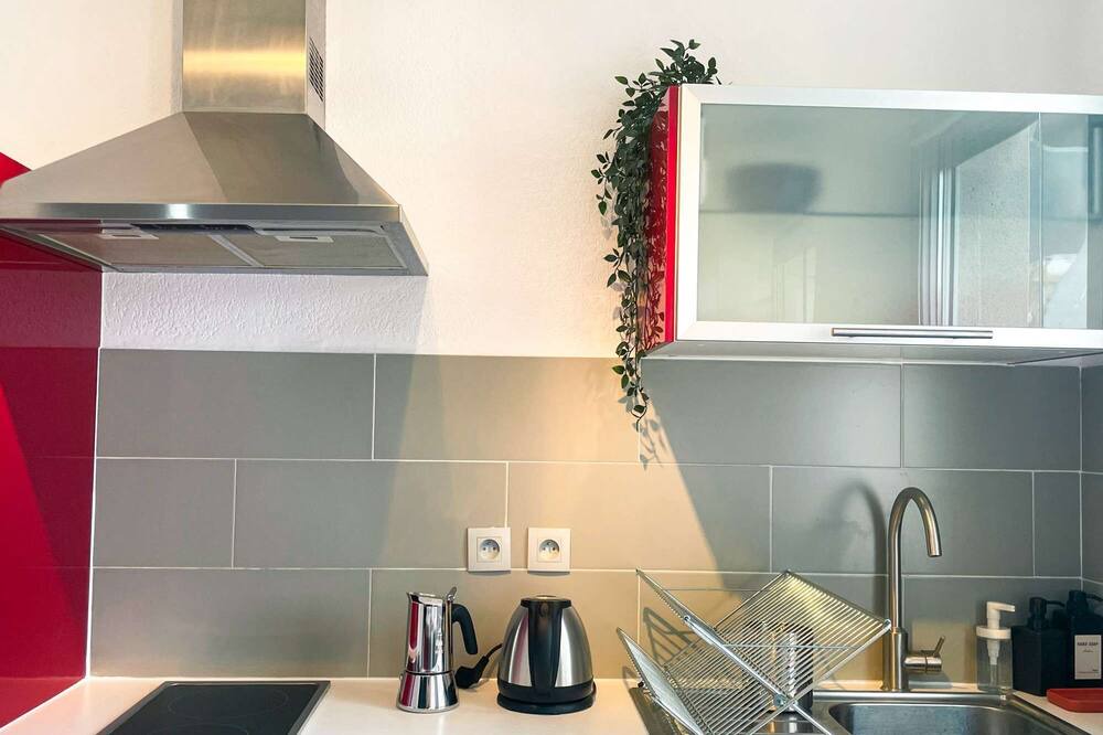 Photo of Kitchen in Saint - Martin - du - Touch