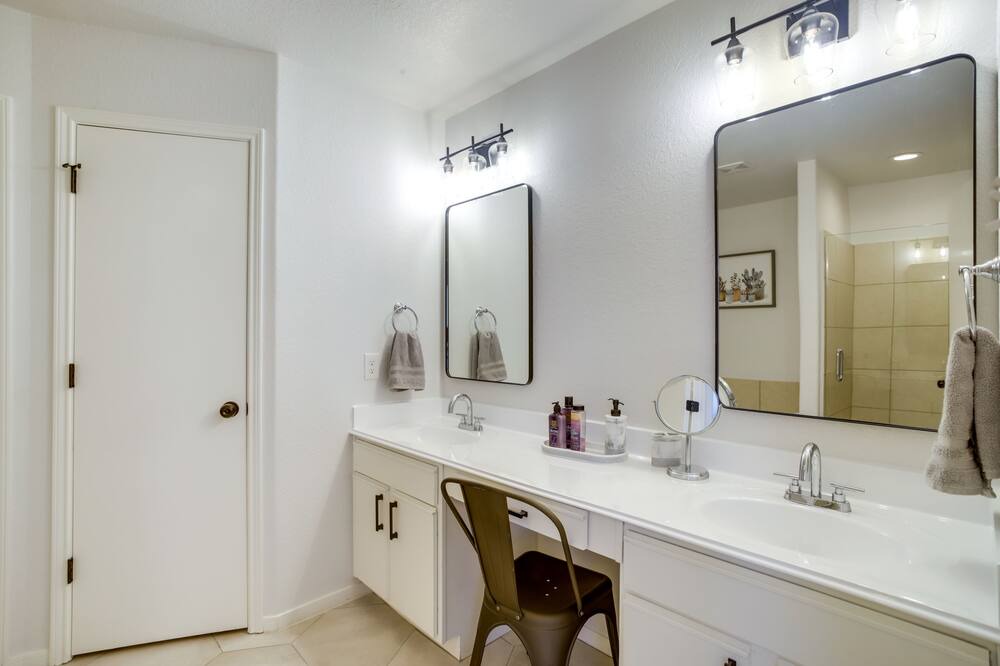 Photo of Bathroom in Rosenberg