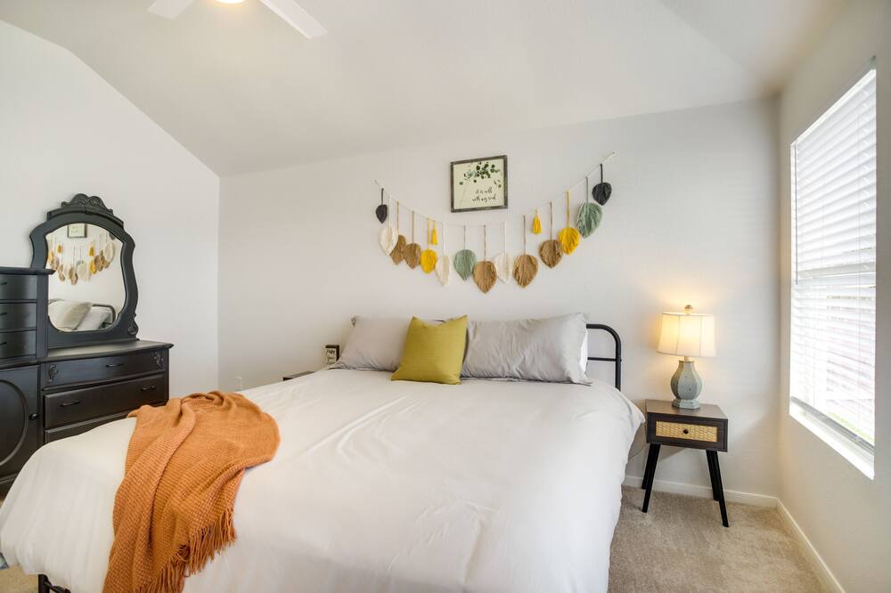 Photo of Bedroom in Rosenberg