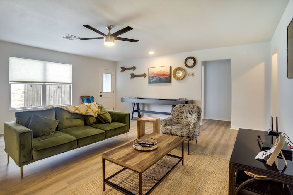 Photo of Livingroom in Rosenberg