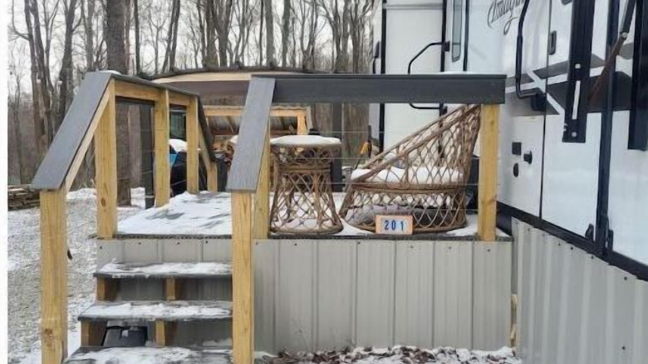 Photo of Outdoor in Champion