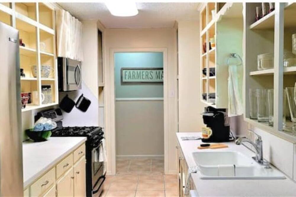 Photo of Kitchen in Edom
