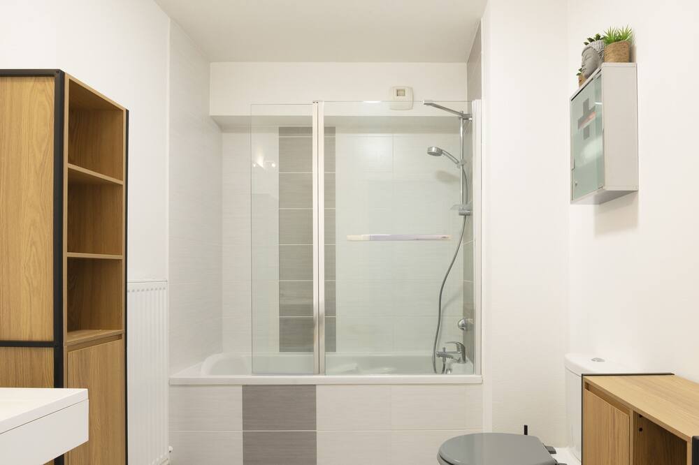 Photo of Bathroom in Terville
