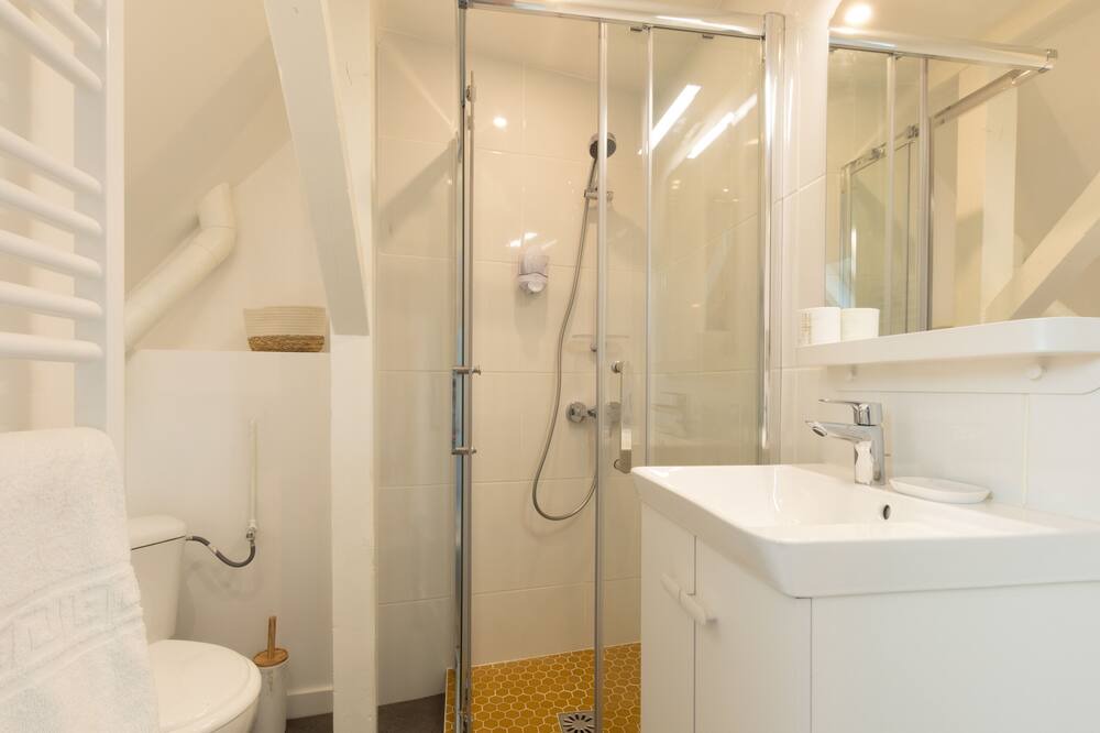 Photo of Bathroom in Plantieres Queuleu