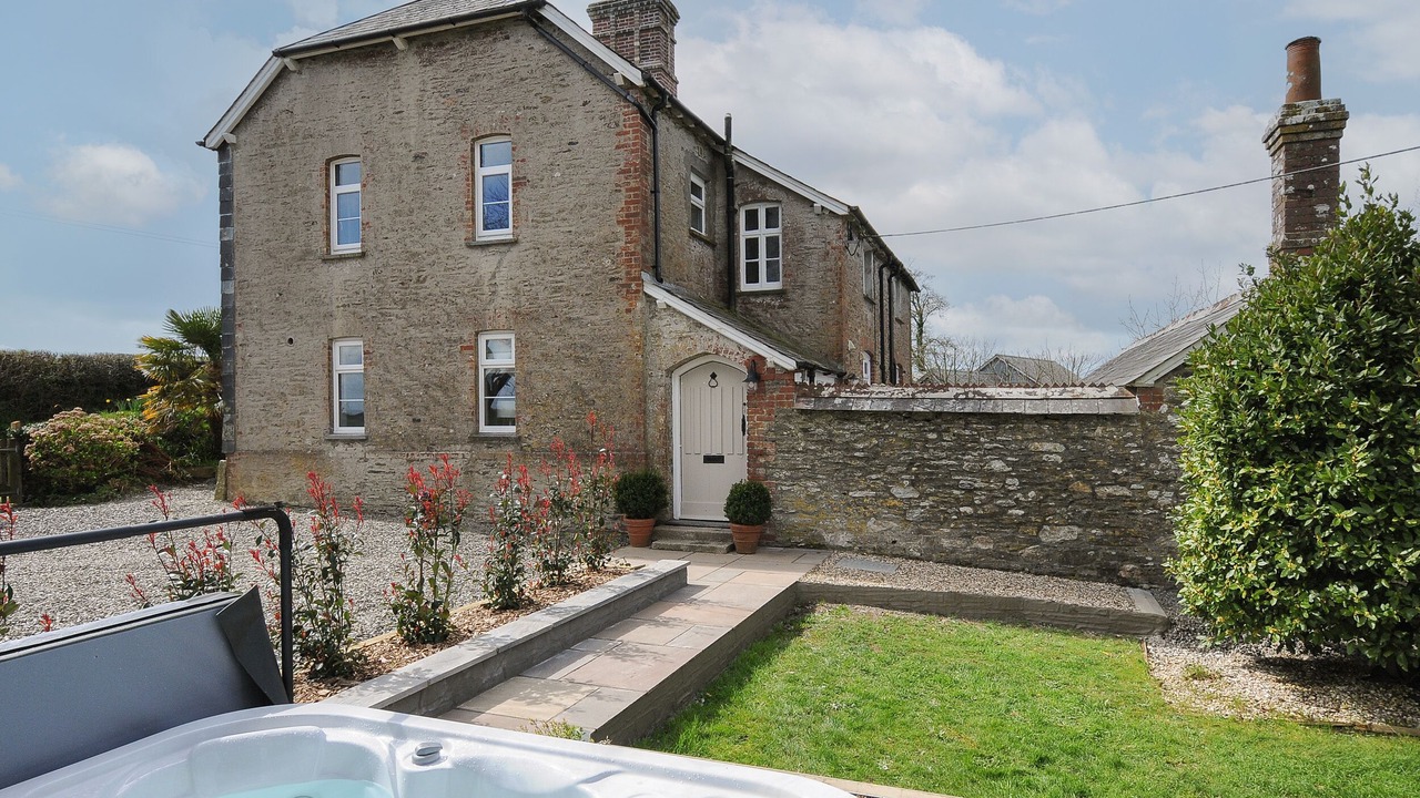 Photo of Outdoor in Looe