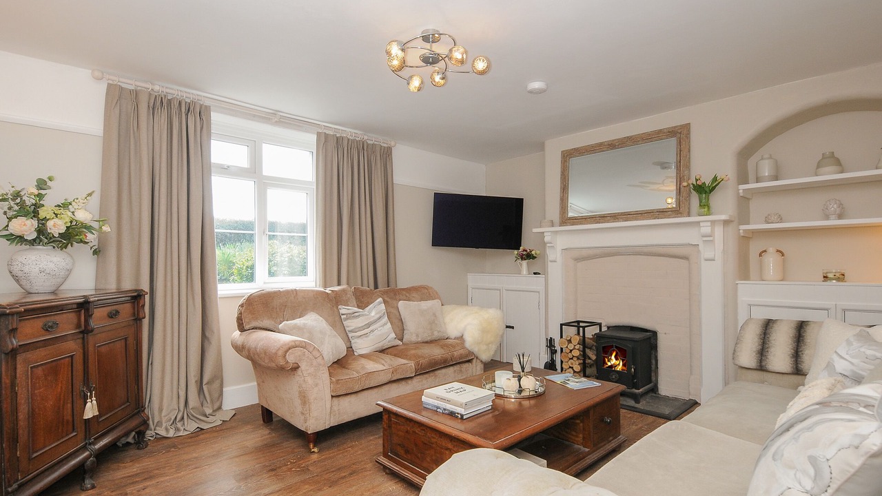 Photo of Livingroom in Looe
