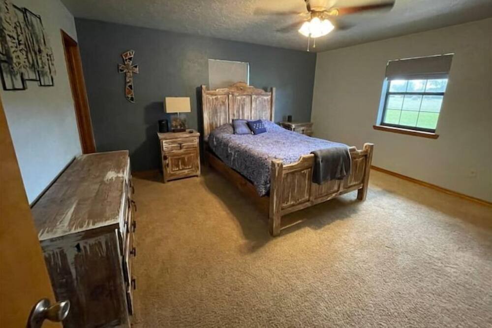 Photo of Bedroom in Stowell