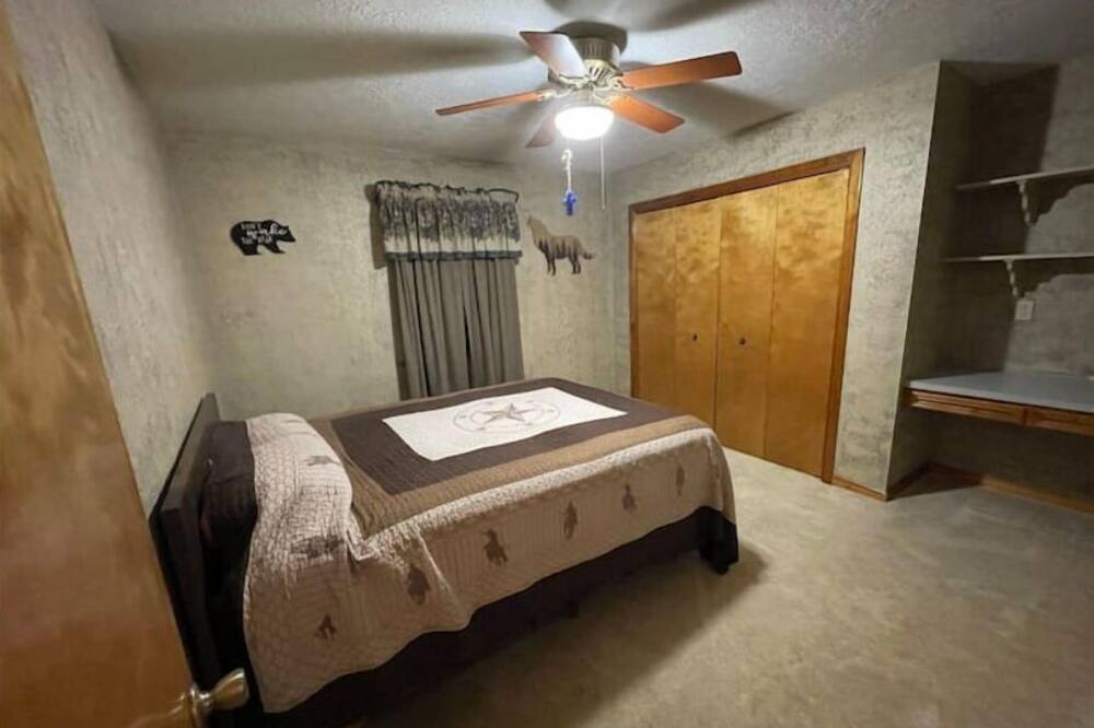 Photo of Bedroom in Stowell