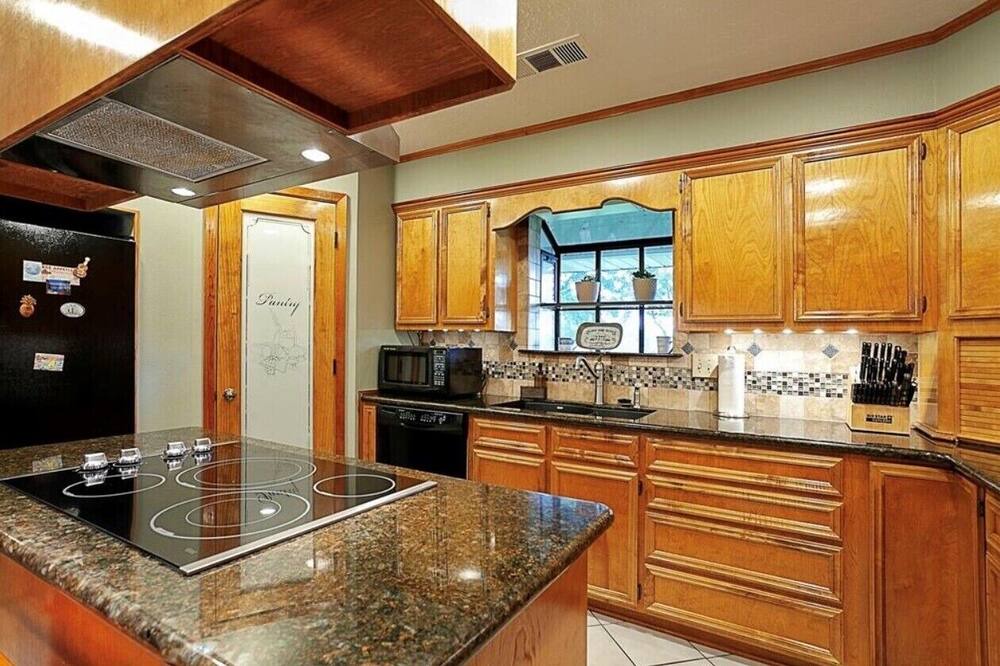 Photo of Kitchen in Stowell