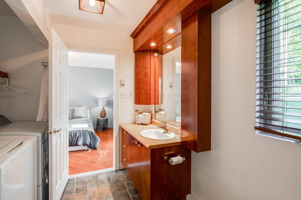 Photo of Bathroom in Ferme-Neuve