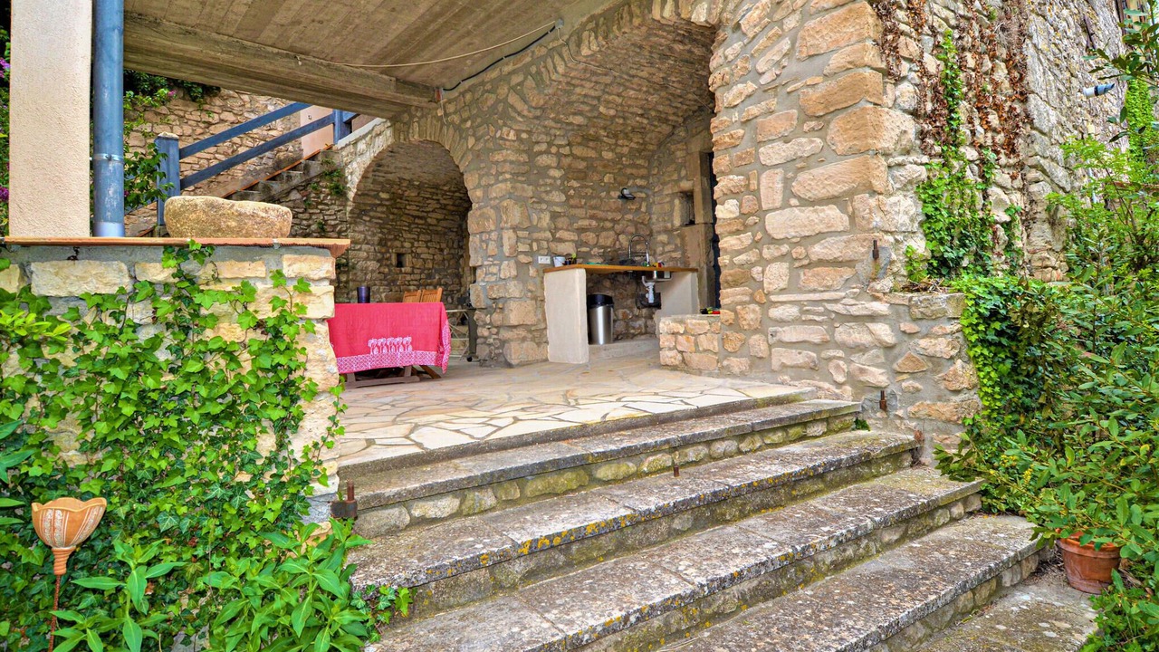 Photo of Outdoor in Saint-Jean-de-Maruejols-et-Avejan